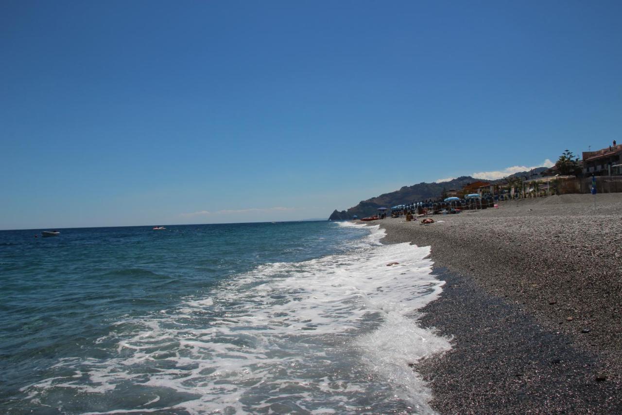 B&B La Sirena Santa Teresa di Riva Kültér fotó