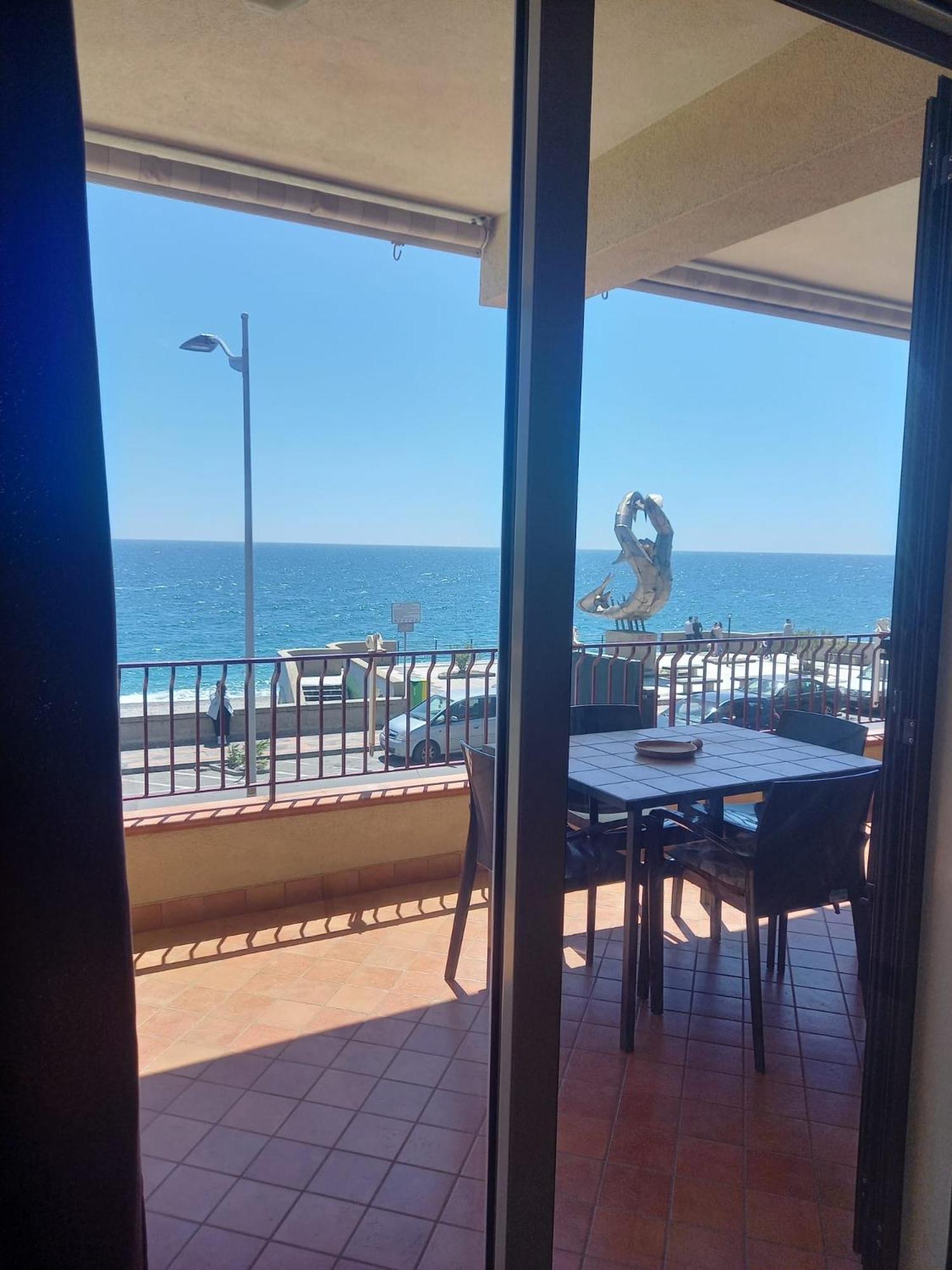 B&B La Sirena Santa Teresa di Riva Kültér fotó