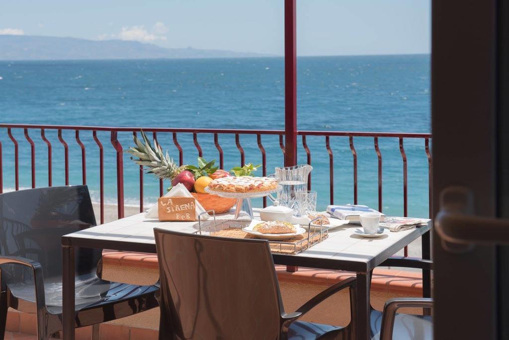 B&B La Sirena Santa Teresa di Riva Kültér fotó
